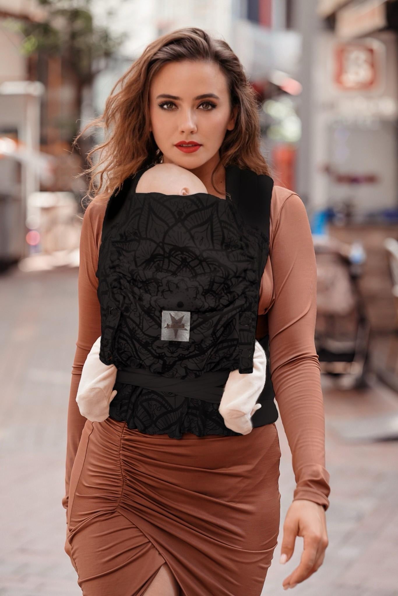 Porte-Bébé TaiTai Lilenia Beauté Noire - KOKADI