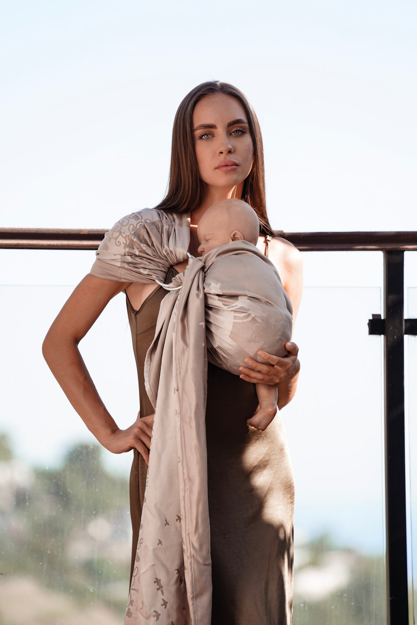 Écharpe de portage anneaux Eleni au pays des merveilles - KOKADI