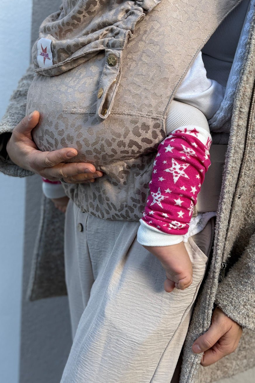 Menottes de portage Lion Etoiles Fraise - KOKADI