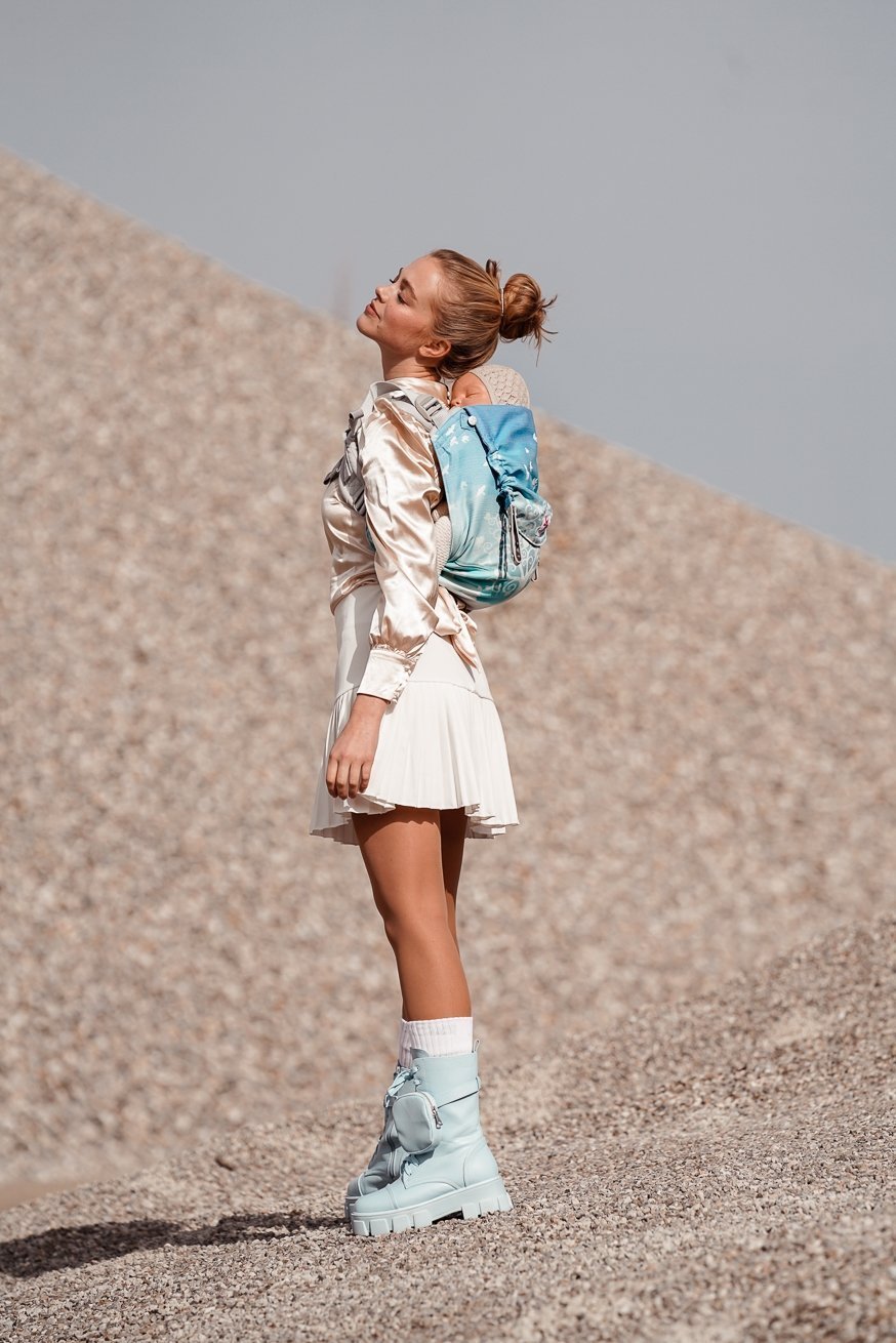 KOKADI Porte-Bébé Onbu Max au pays des merveilles