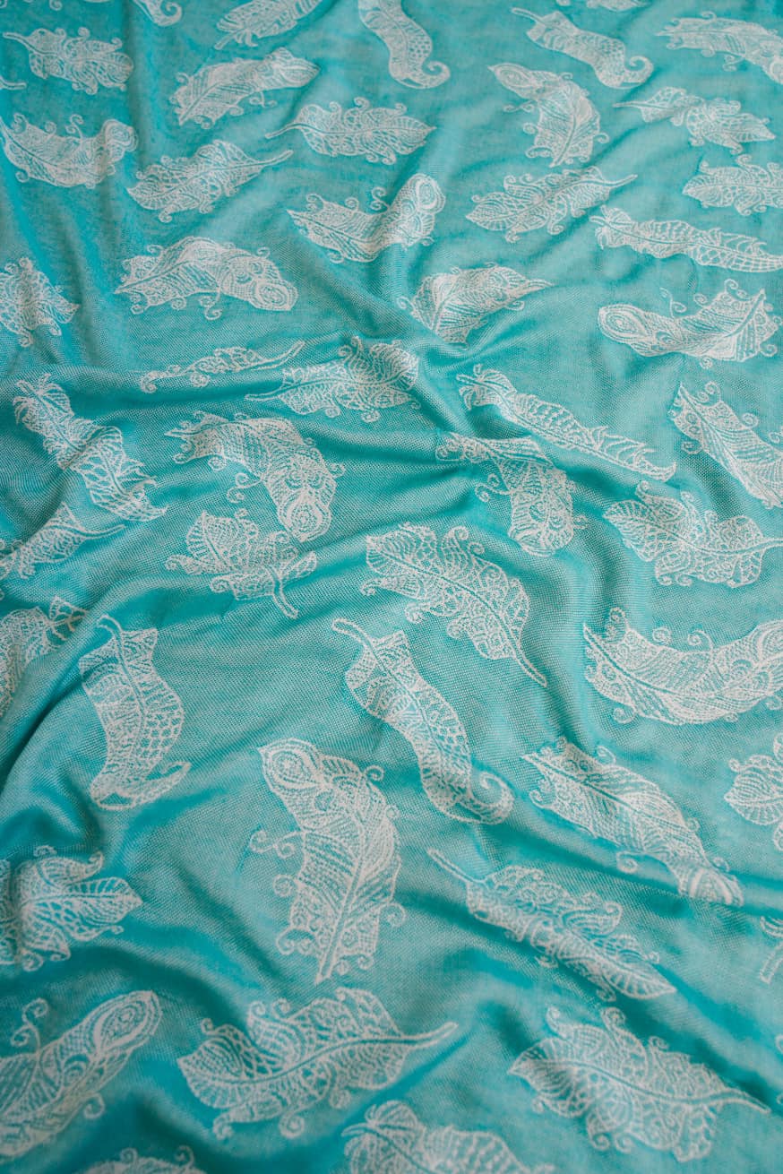 Serviette câline mandala plumes Alexandra - KOKADI